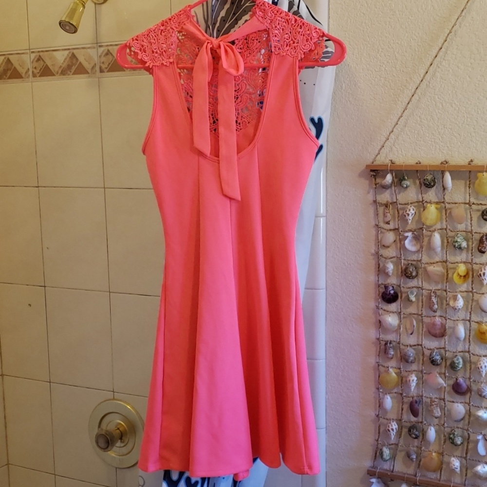 Bright Pink Lace Tie-Up Dress - Picture 4 of 4